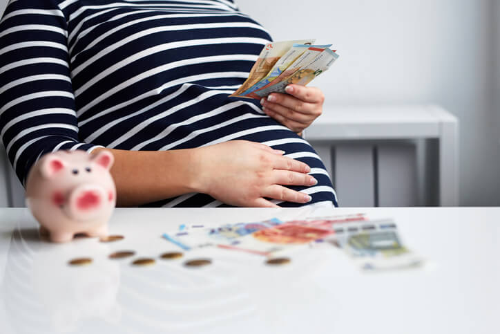 Tracking your surrogacy costs